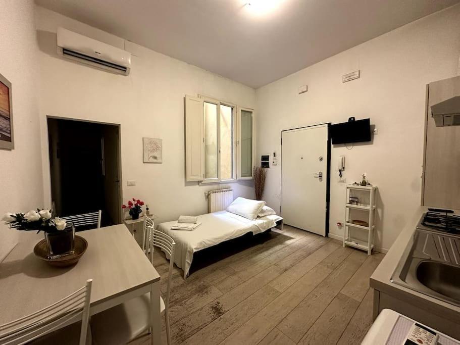 Comfortable House In Centro Storico Florenz Exterior foto